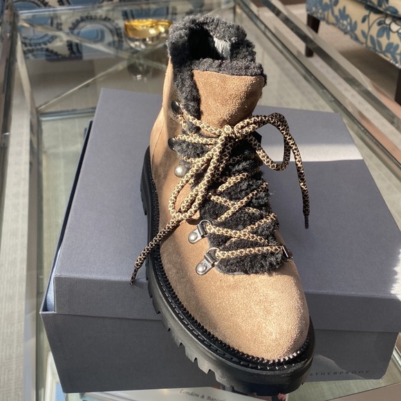 NWT- Aquatalia boots - Picture 2 of 3